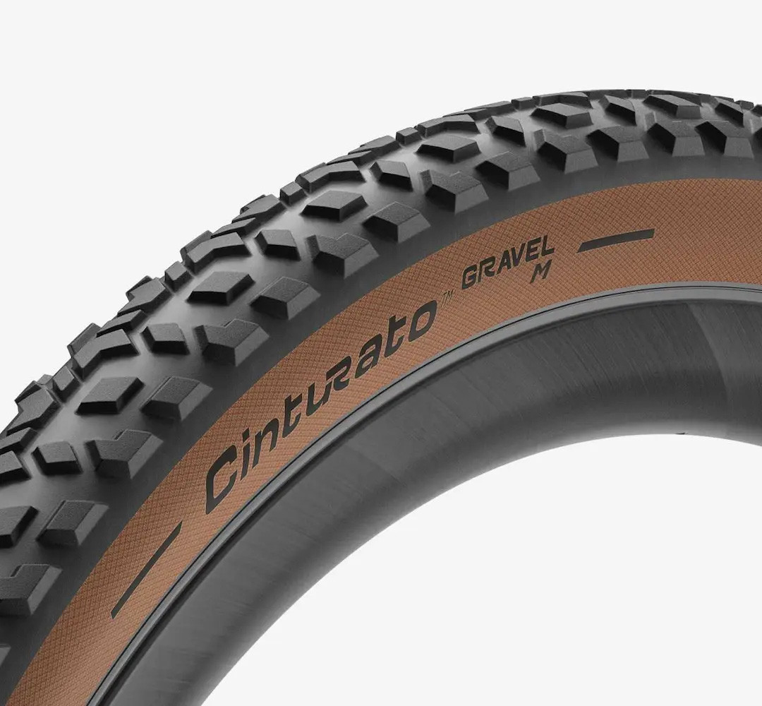 Däck 28" PIRELLI Cinturato GRAVEL M Classic, TLR, 40-622, Tanwall svart/brun