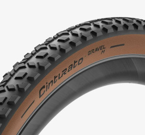 Däck 28" PIRELLI Cinturato GRAVEL M Classic. TLR.  Tanwall svart/brun, 45-622.